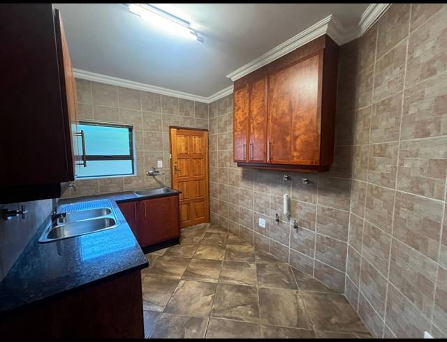 4 BEDROOM GOLF ESTATE FOR SALE IN RUIMSIG